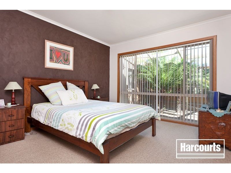 2 Ann Crescent, Pakenham VIC 3810