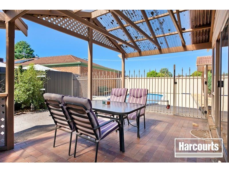 2 Ann Crescent, Pakenham VIC 3810