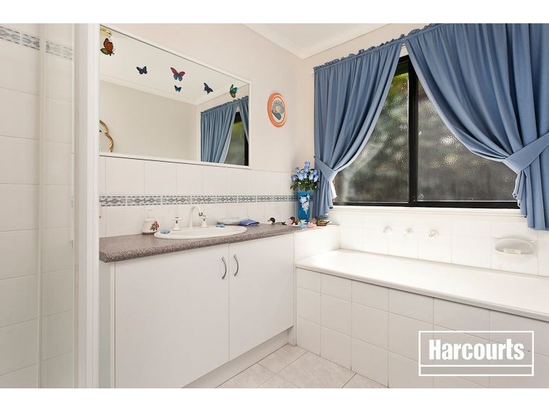 120 McGregor Road, Pakenham VIC 3810