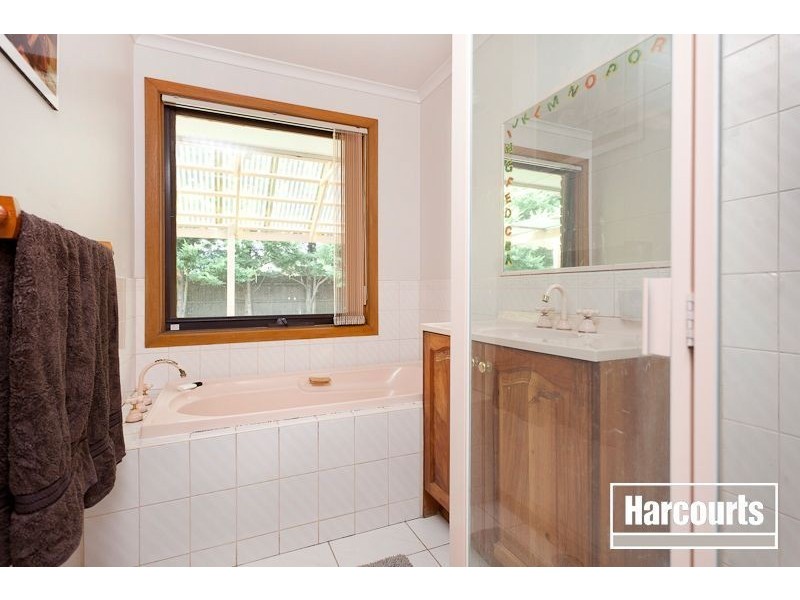 21 Katjusha Court, Pakenham VIC 3810