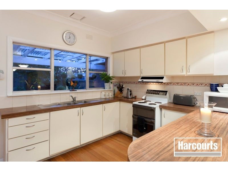 10 Thwaites Road, Pakenham VIC 3810