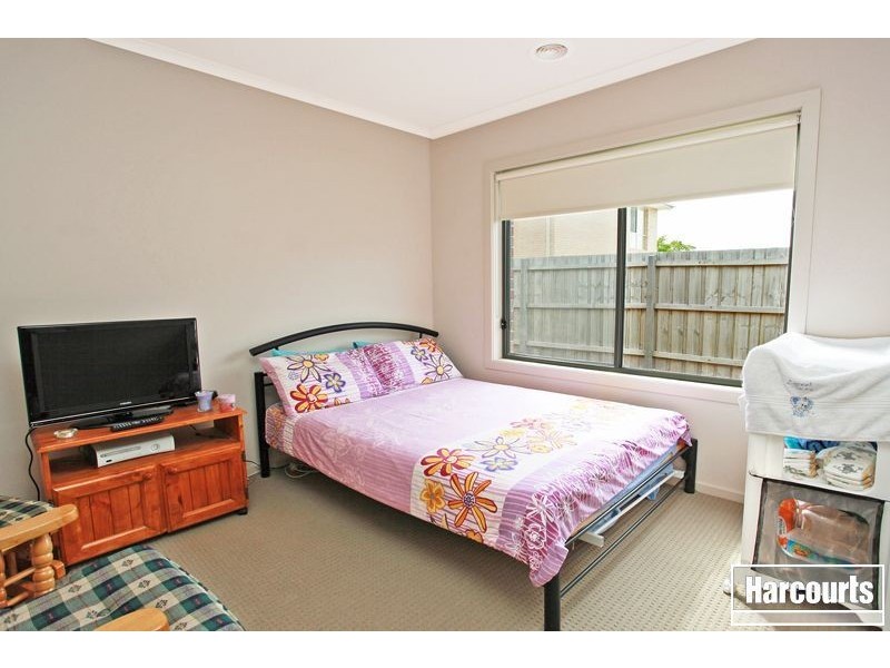 34 Freeman Drive, Pakenham VIC 3810