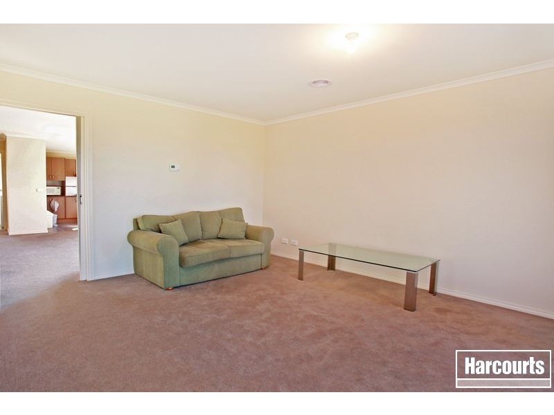 33 Ayesha Rise, Pakenham VIC 3810