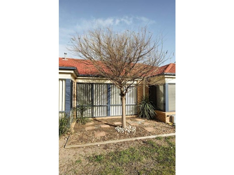 78 Oaklands Way, Pakenham VIC 3810