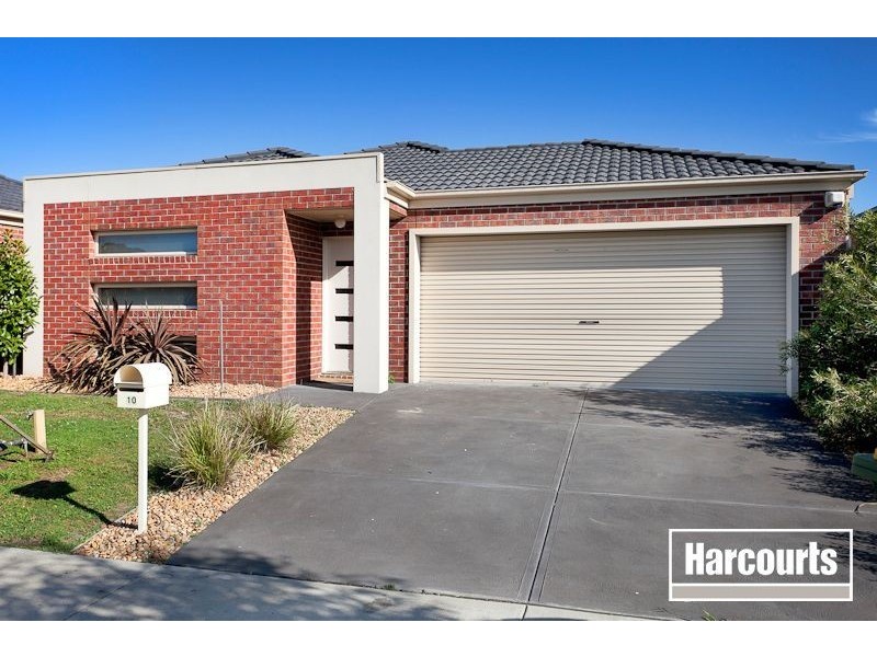 10 Cherry Blossom Chase, Pakenham VIC 3810