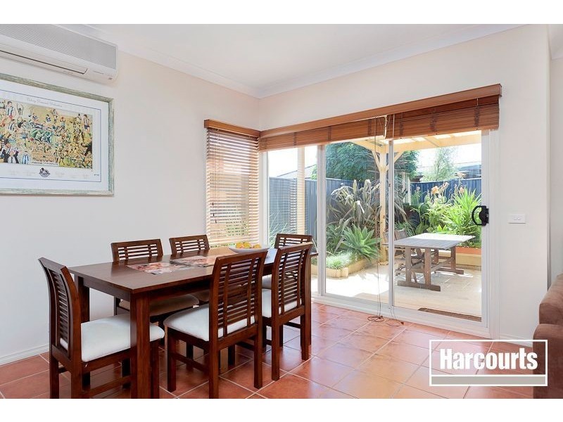 11 Cider Link, Pakenham VIC 3810