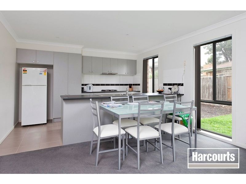 25 Kosta Boda Boulevard, Pakenham VIC 3810
