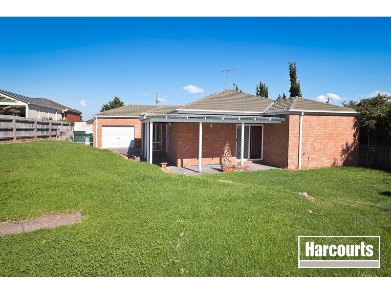34 Eagle Drive, Pakenham VIC 3810