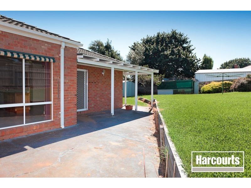 34 Eagle Drive, Pakenham VIC 3810