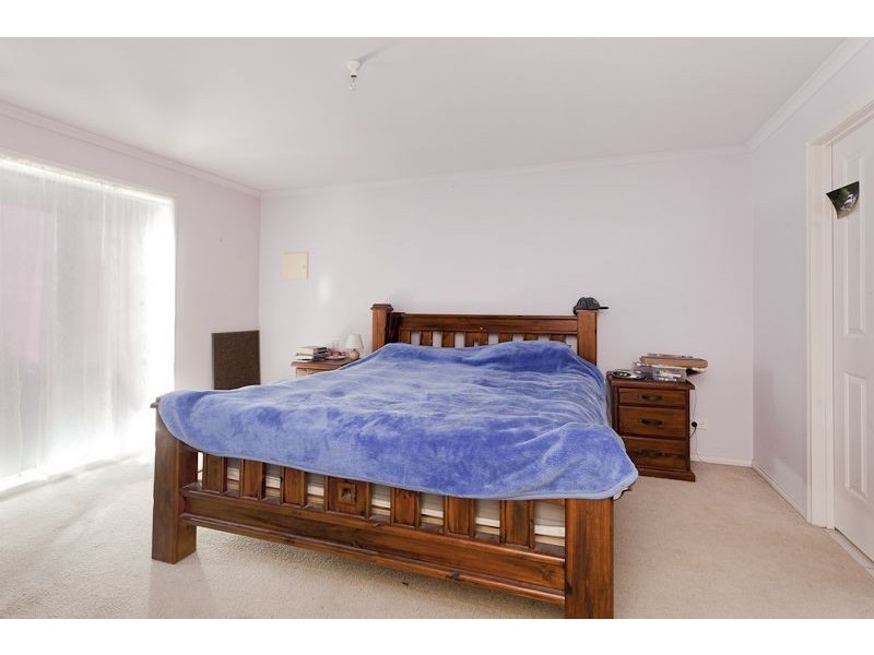 1/9 Henty Street, Pakenham VIC 3810