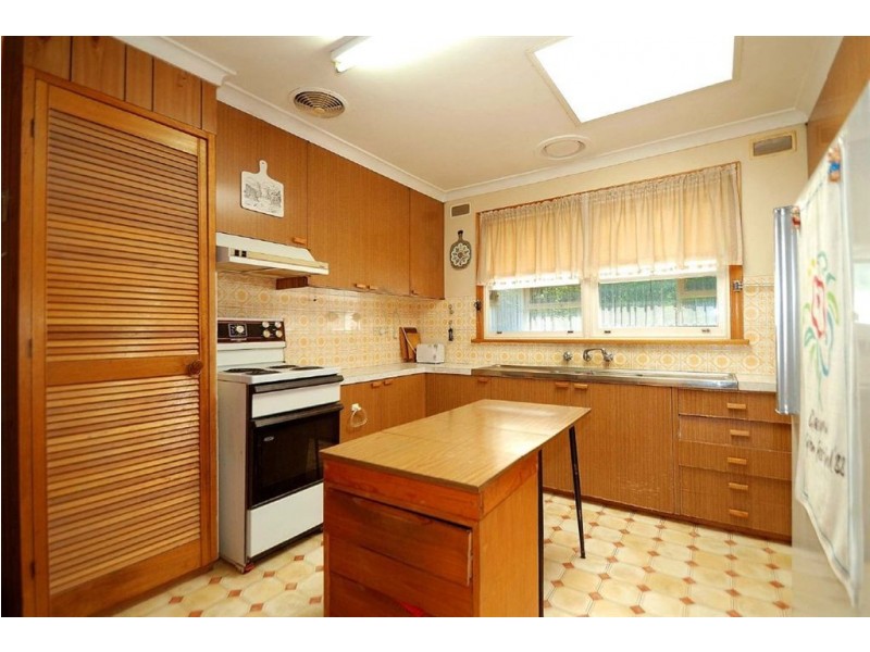 59 Ahern Road, Pakenham VIC 3810