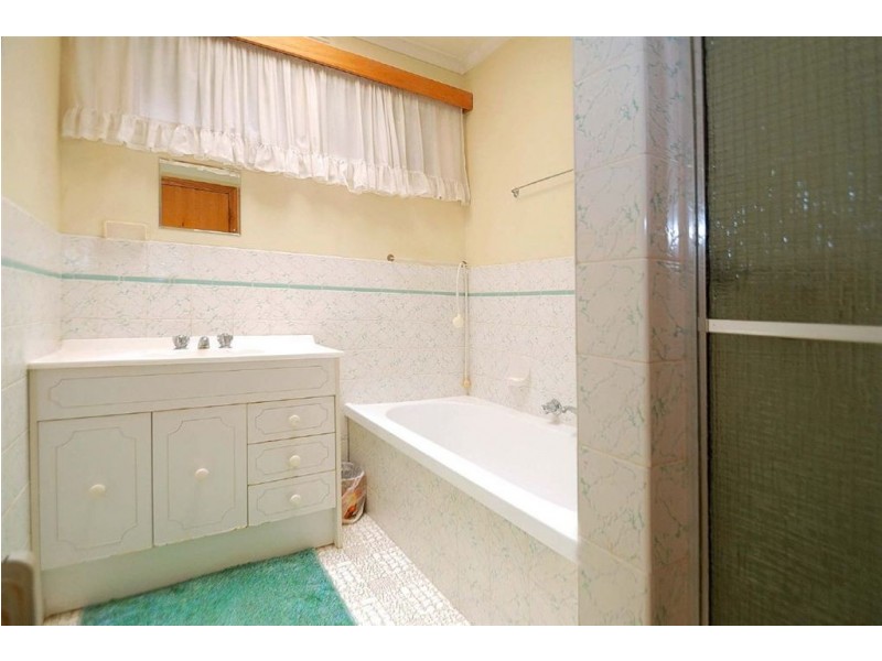 59 Ahern Road, Pakenham VIC 3810