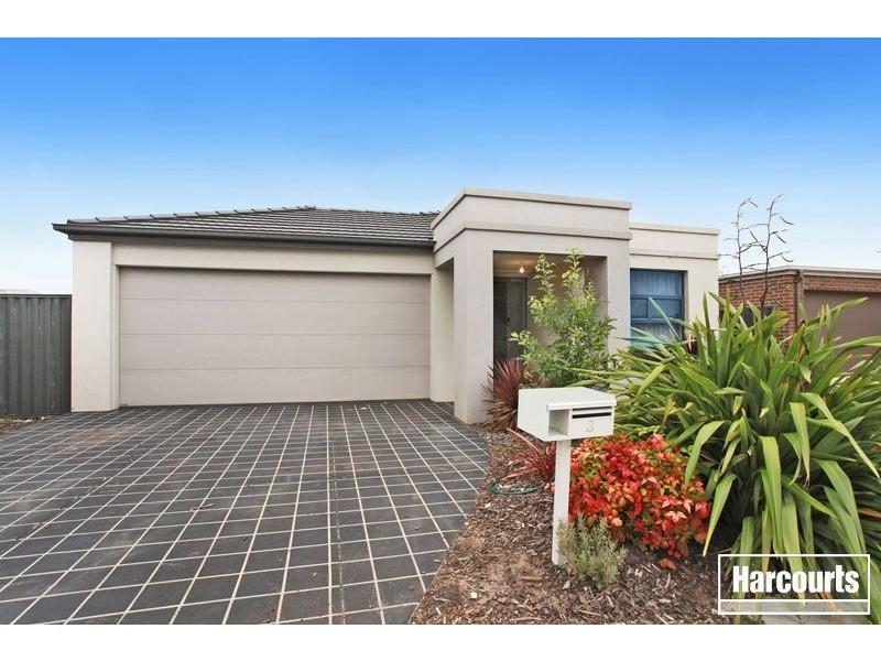 3 Orchard Valley Avenue, Pakenham VIC 3810