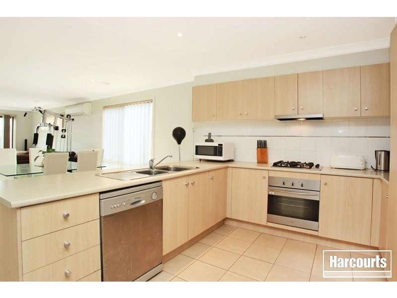 3 Orchard Valley Avenue, Pakenham VIC 3810