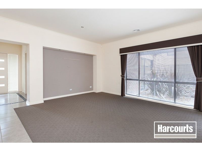 13 Reidel Avenue, Pakenham VIC 3810