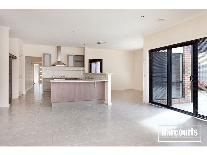 13 Reidel Avenue, Pakenham VIC 3810