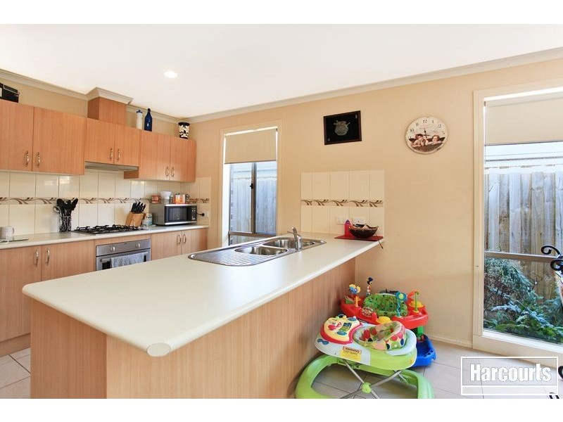 26 Kosta Boda Boulevard, Pakenham VIC 3810