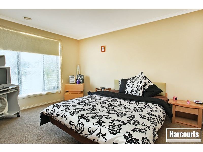 26 Kosta Boda Boulevard, Pakenham VIC 3810