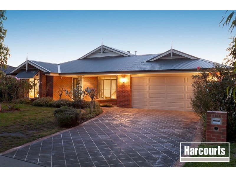 10 Paperbark Drive, Pakenham VIC 3810