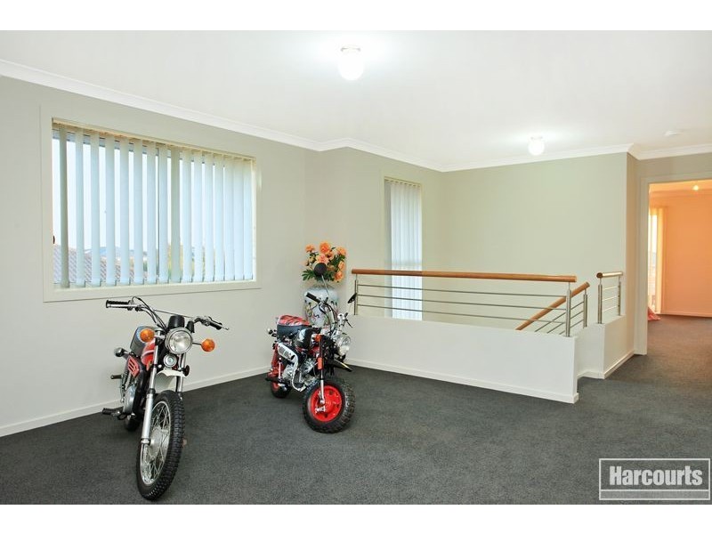 4 Everly Circuit, Pakenham VIC 3810