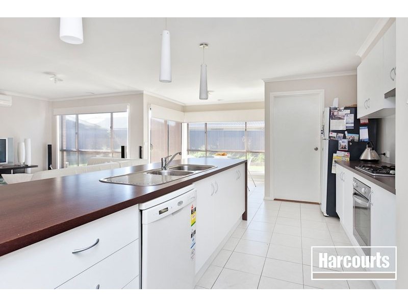 36 Laurina Link, Pakenham VIC 3810
