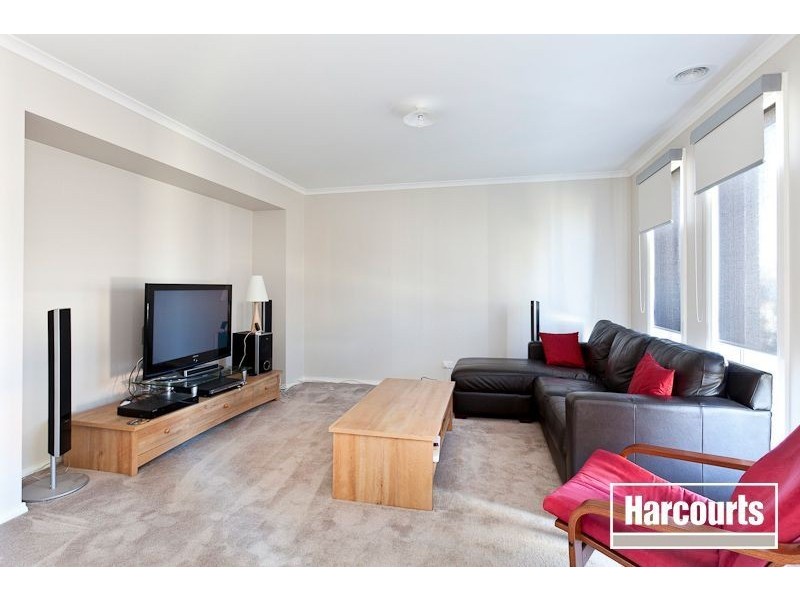 36 Laurina Link, Pakenham VIC 3810