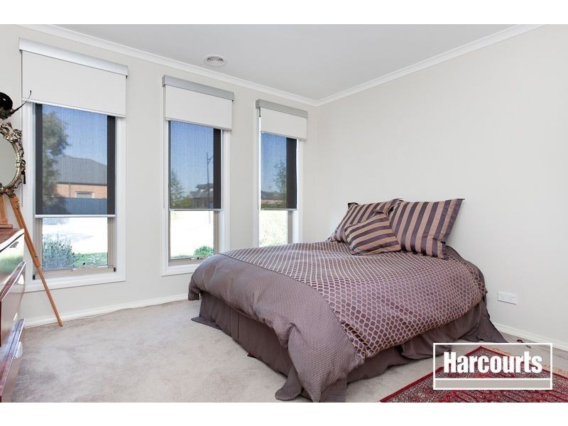 36 Laurina Link, Pakenham VIC 3810