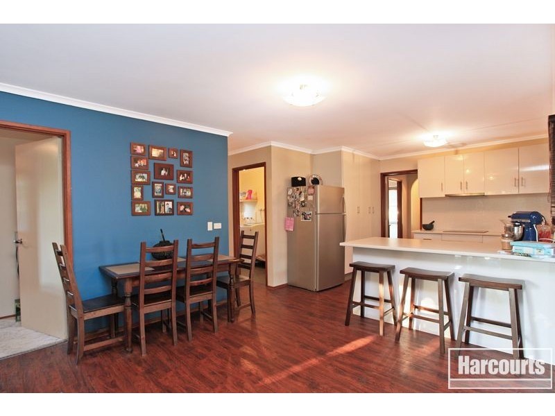 45 Balmoral Way, Pakenham VIC 3810