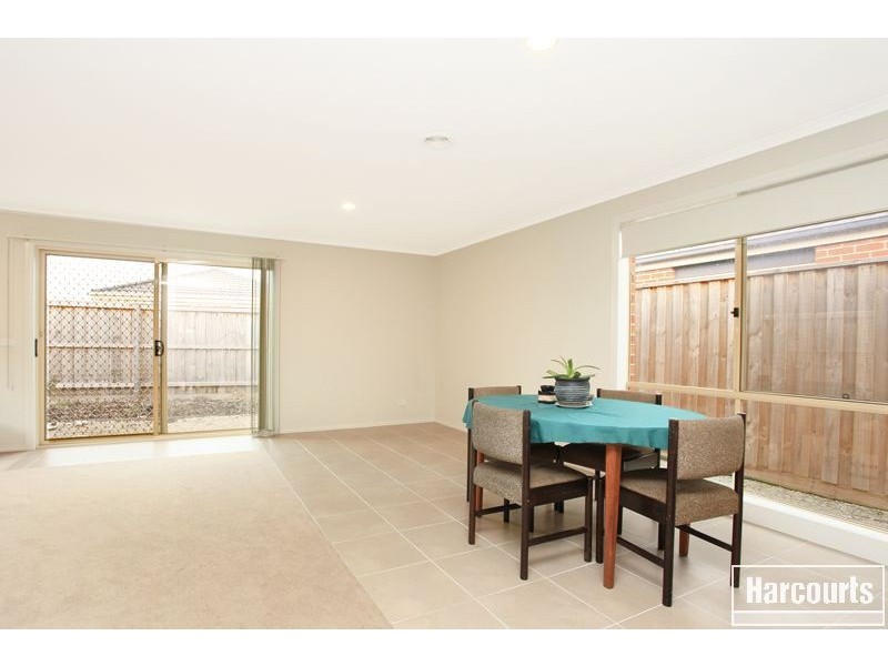 52 Kosta Boda Boulevard, Pakenham VIC 3810