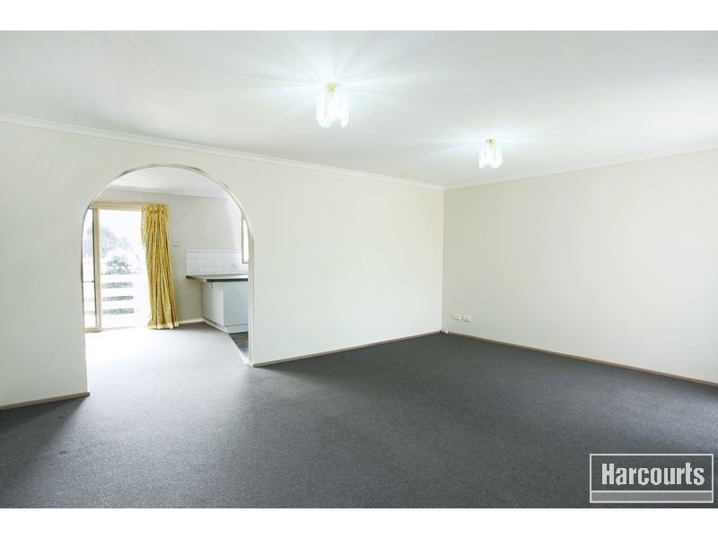 127 Eagle Drive, Pakenham VIC 3810