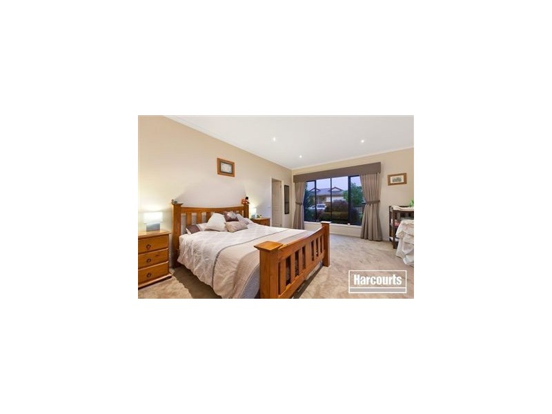37 The Circuit, Pakenham VIC 3810