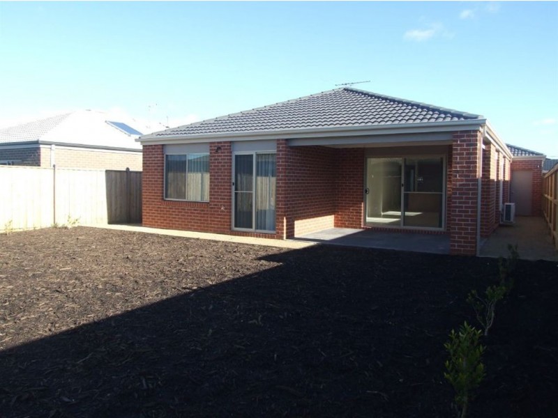 53 Gallery Way, Pakenham VIC 3810