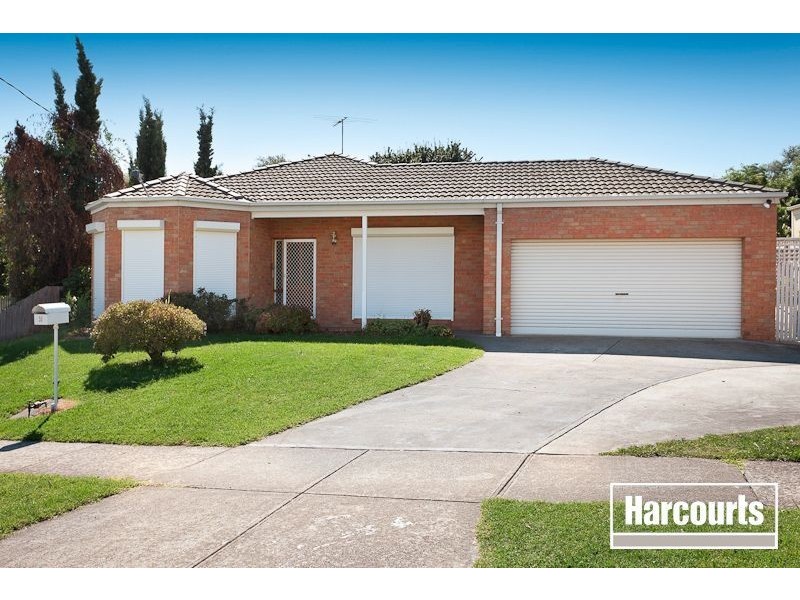 34 Eagle Drive, Pakenham VIC 3810