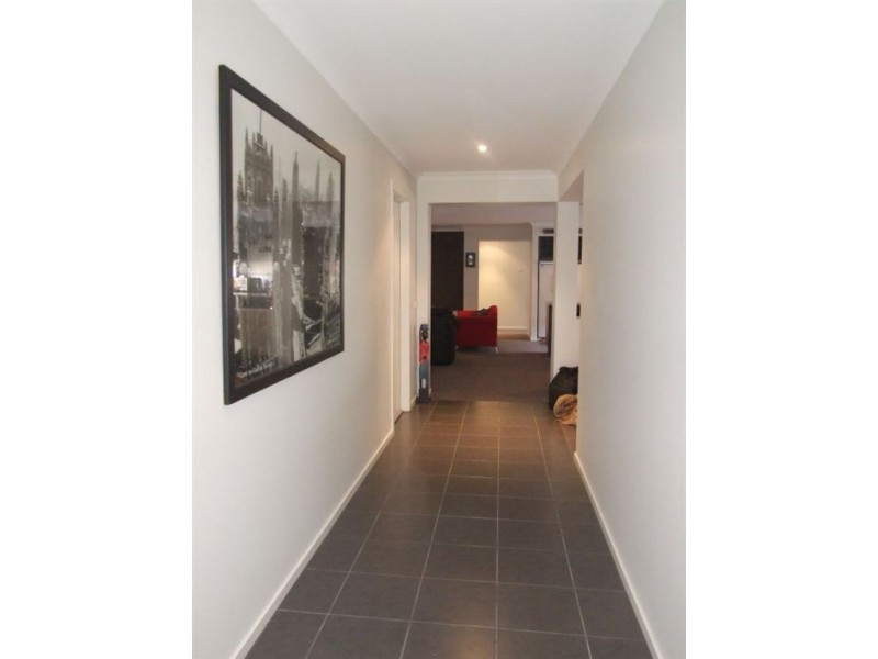 56 Kosta Boda Boulevard, Pakenham VIC 3810