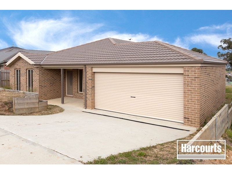 29 Manna Gum Drive, Pakenham VIC 3810