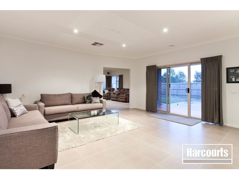 59 Banjo Paterson Drive, Pakenham VIC 3810