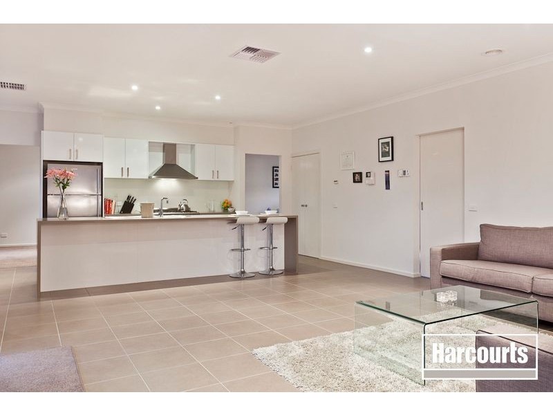 59 Banjo Paterson Drive, Pakenham VIC 3810