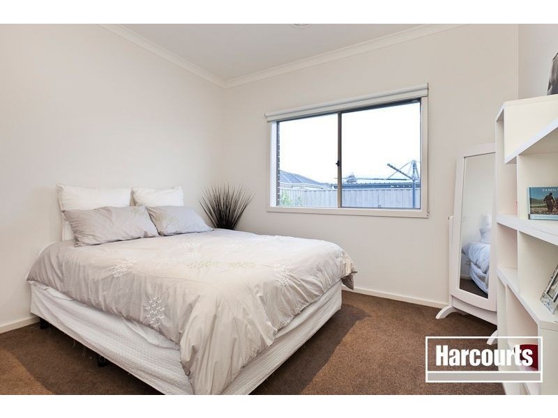 59 Banjo Paterson Drive, Pakenham VIC 3810