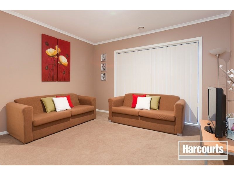 34 Britton Drive, Pakenham VIC 3810