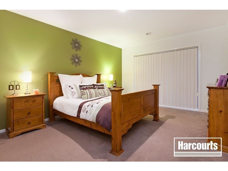 34 Britton Drive, Pakenham VIC 3810