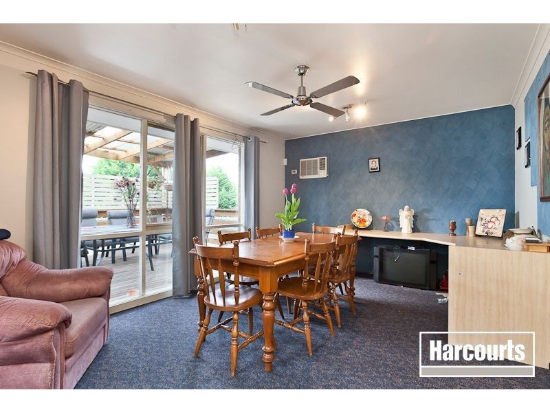 6 Kauri Court, Hampton Park VIC 3976