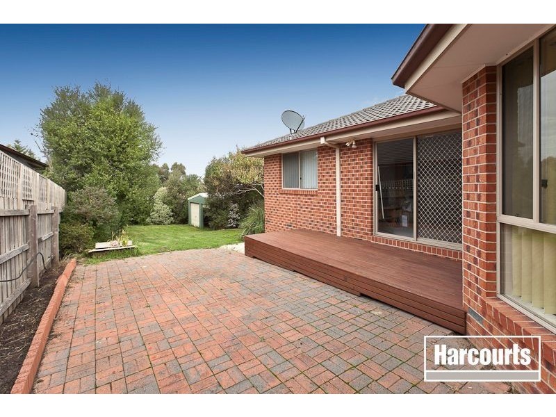12 Jacqueline Place, Pakenham VIC 3810