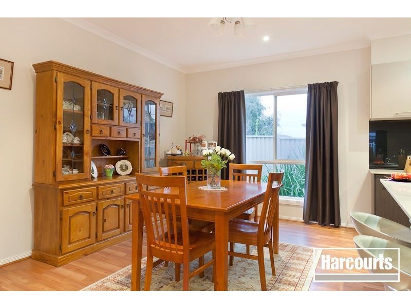 42 Clearwater Drive, Pakenham VIC 3810