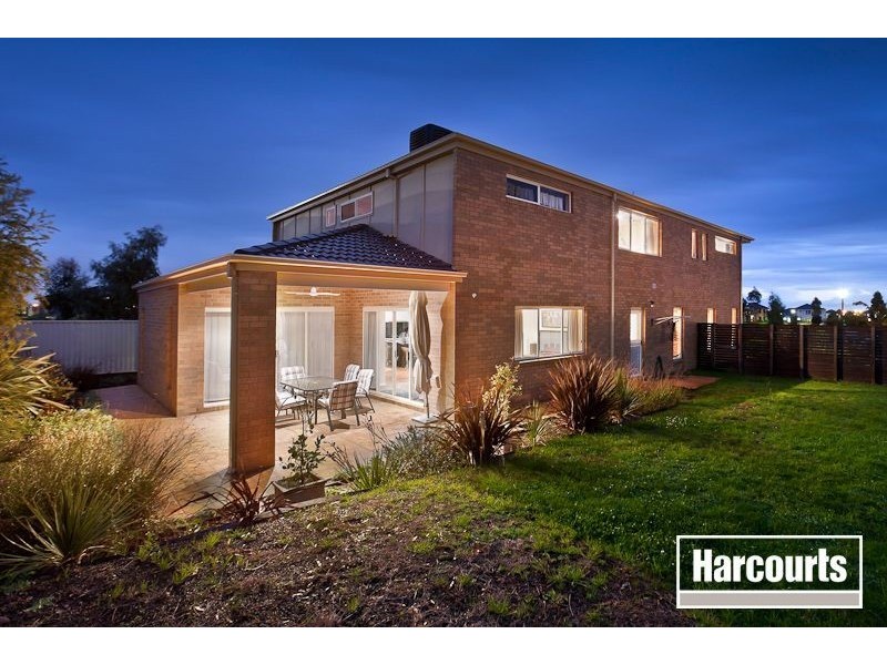 42 Clearwater Drive, Pakenham VIC 3810