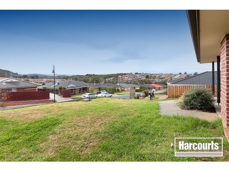 21 Tuscany Rise, Pakenham VIC 3810