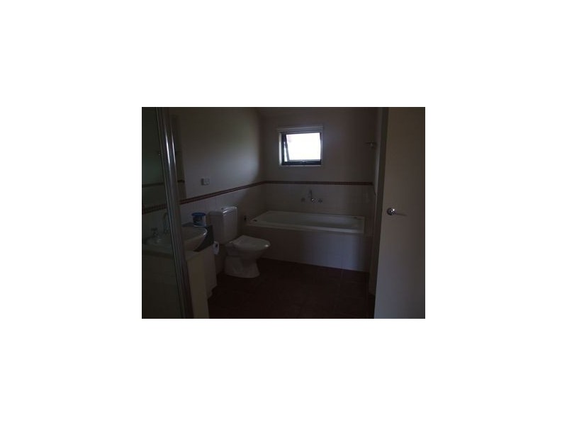 1 Derby Lane, Pakenham VIC 3810