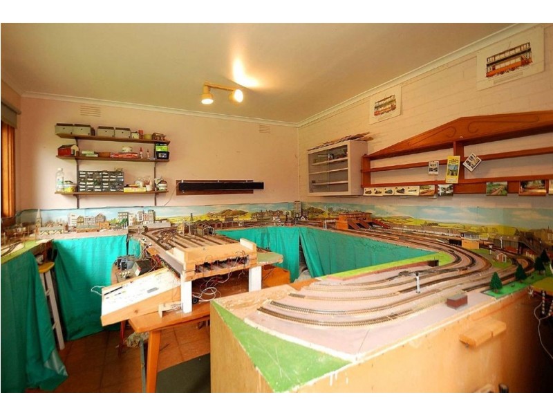59 Ahern Road, Pakenham VIC 3810