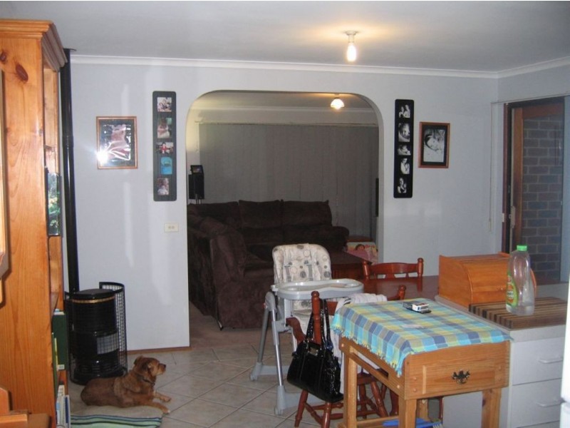 4 Broadbent Way, Pakenham VIC 3810