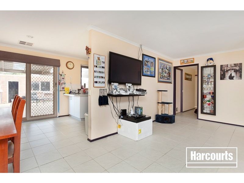 51 Barrington Drive, Pakenham VIC 3810