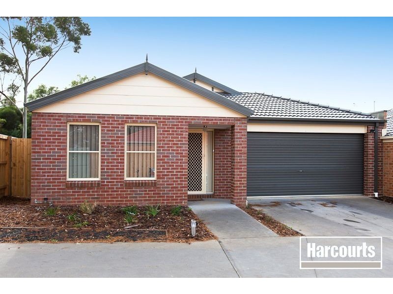 1/40 Army Road, Pakenham VIC 3810